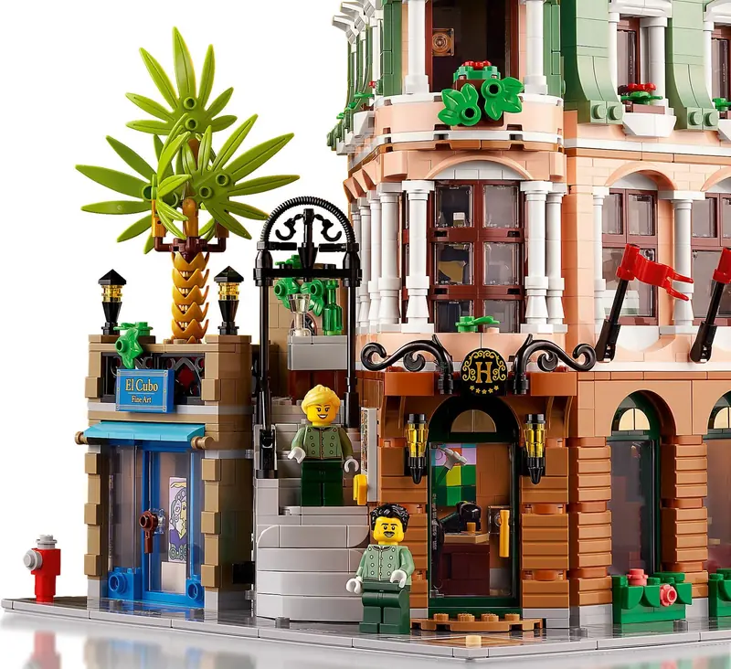 LEGO 10297 Hotel butikowy zdjęcie 22