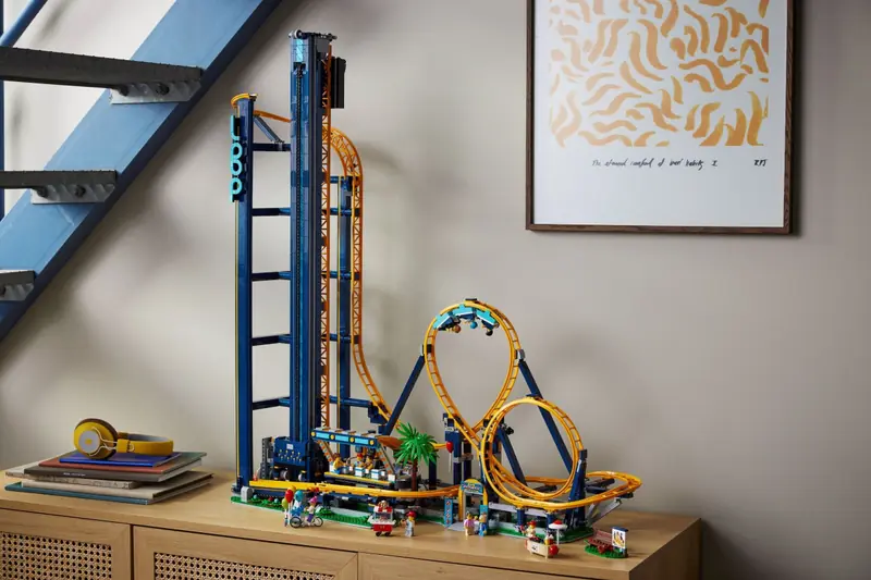 LEGO 10303 Kolejka górska z pętlami zdjęcie 9