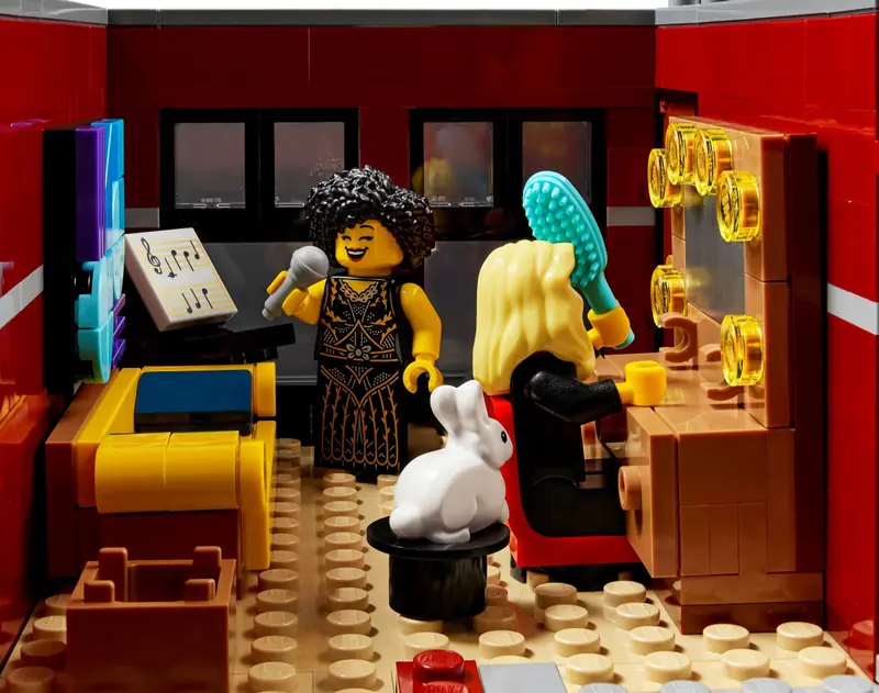 LEGO 10312 Klub jazzowy zdjęcie 9