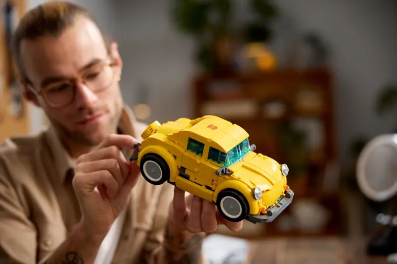 LEGO 10338 Bumblebee zdjęcie 13