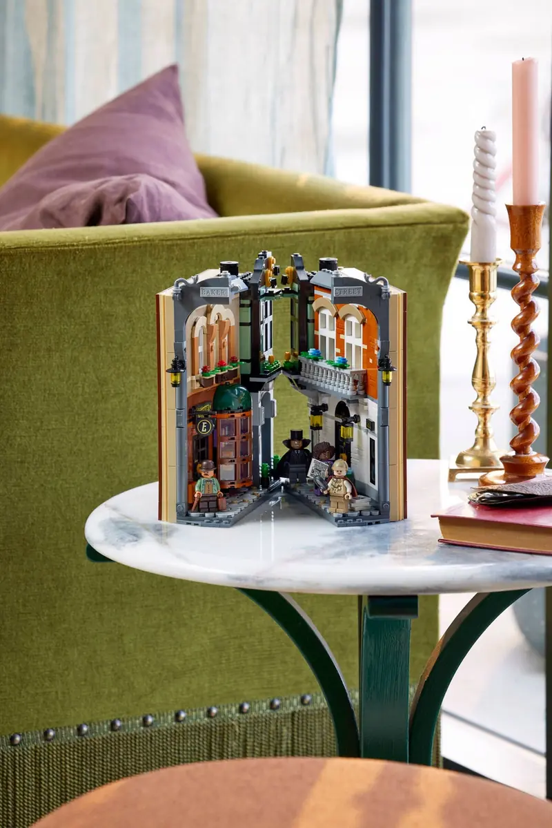 LEGO 10351 Sherlock Holmes: Book nook zdjęcie 11