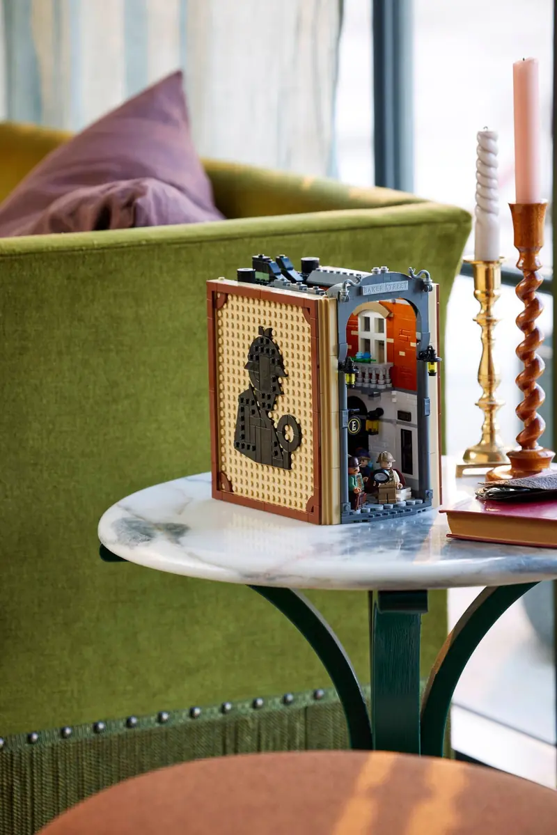 LEGO 10351 Sherlock Holmes: Book nook zdjęcie 10