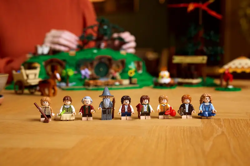 LEGO 10354 Władca pierścieni: Shire zdjęcie 11