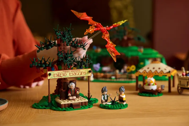 LEGO 10354 Władca pierścieni: Shire zdjęcie 12