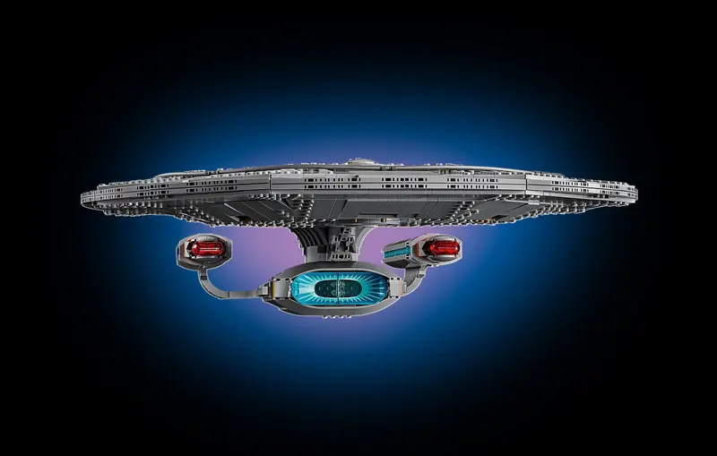 LEGO 10356 Star Trek: U.S.S. Enterprise NCC-1701-D zdjęcie 18