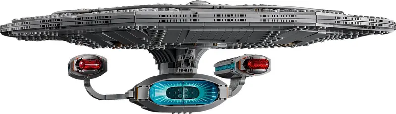 LEGO 10356 Star Trek: U.S.S. Enterprise NCC-1701-D zdjęcie 8