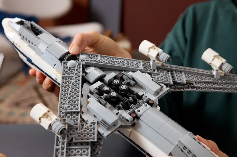 LEGO 10360 Nosiciel wahadłowców zdjęcie 14