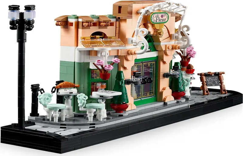 LEGO 10362 Francuska kawiarenka zdjęcie 4