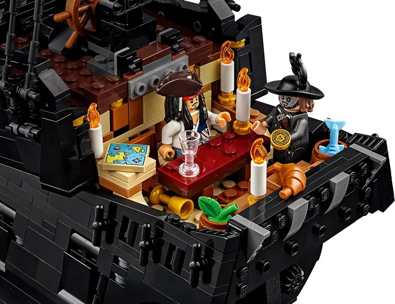LEGO 10365 Statek piracki kapitana Jacka Sparrowa zdjęcie 13