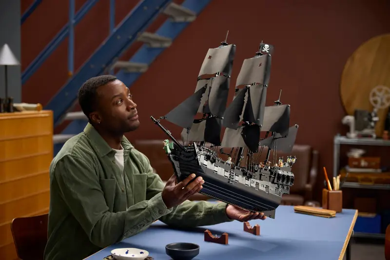 LEGO 10365 Statek piracki kapitana Jacka Sparrowa zdjęcie 10