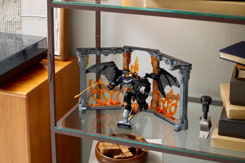 LEGO 10367 Władca pierścieni: Book nook z Balrogiem zdjęcie 13
