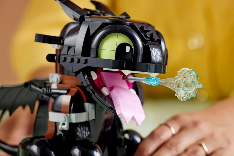 LEGO 10375 Jak wytresować smoka: Szczerbatek zdjęcie 9