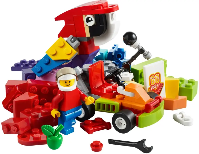 LEGO 10402 Wyprawa w przyszłość zdjęcie 4