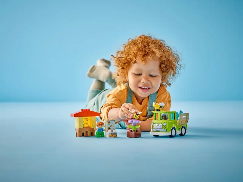 LEGO 10419 Opieka nad pszczołami i ulami zdjęcie 6