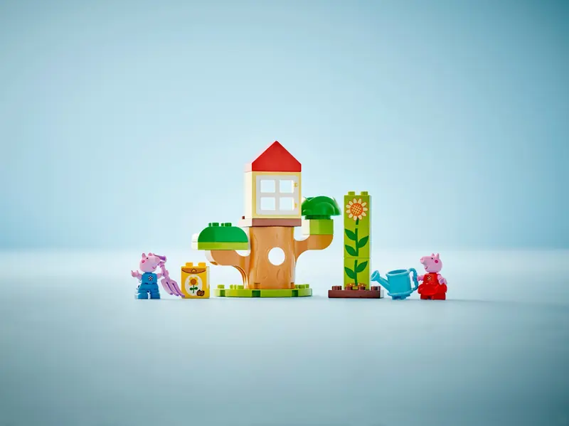 LEGO 10431 Ogród i domek na drzewie Peppy zdjęcie 6