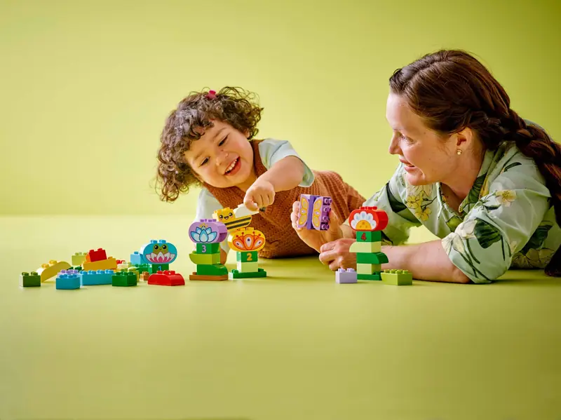 LEGO 10444 Kreatywny ogród i kwiaty zdjęcie 7