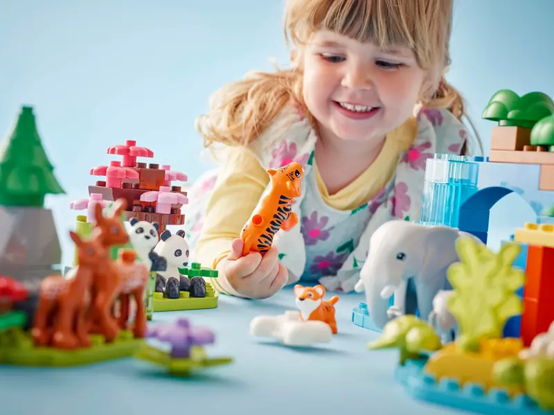 LEGO 10446 Rodziny dzikich zwierząt 3 w 1 zdjęcie 8