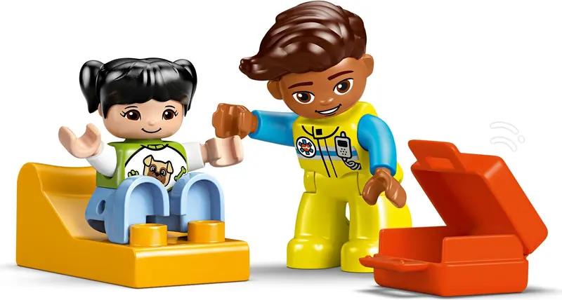 LEGO 10447 Karetka z kierowcą zdjęcie 5