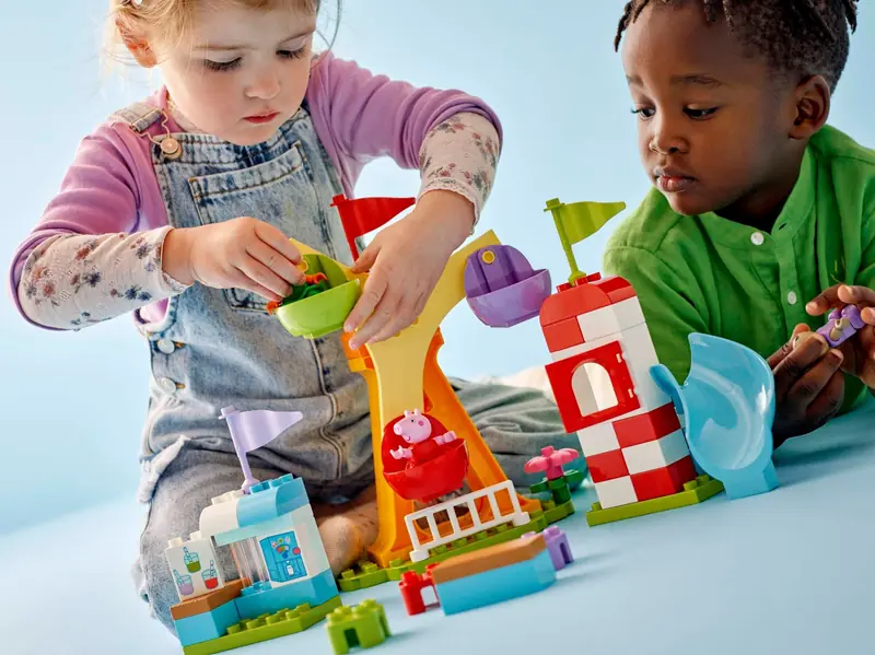 LEGO 10453 Wesołe miasteczko zdjęcie 5