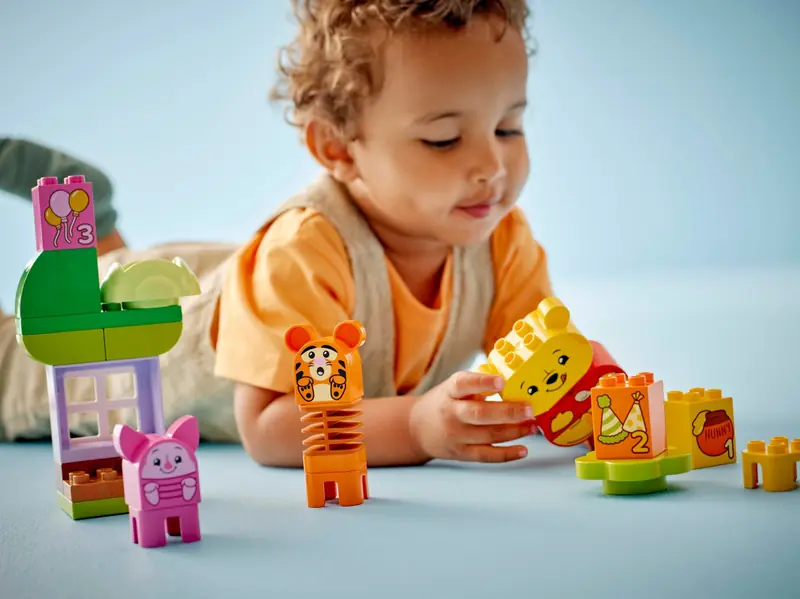 LEGO 10457 Przyjęcie urodzinowe Kubusia Puchatka zdjęcie 5