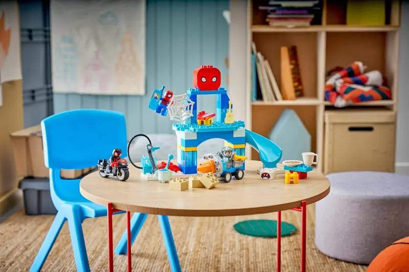 LEGO 10464 Kryjówka Pajęczej Drużyny zdjęcie 6