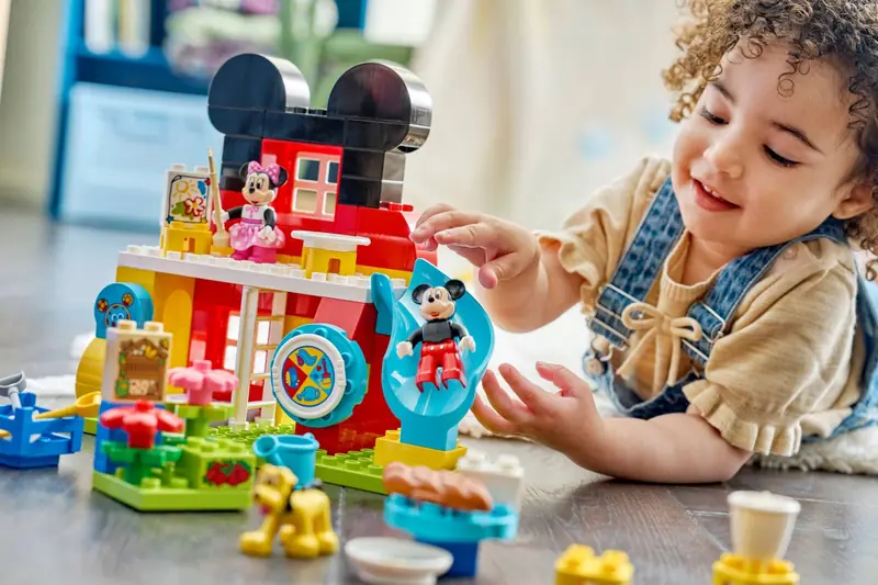 LEGO 10465 Klub Myszki Miki z Minnie i Pluto zdjęcie 9