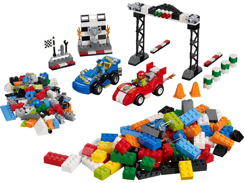LEGO 10673 Wyścigi samochodowe