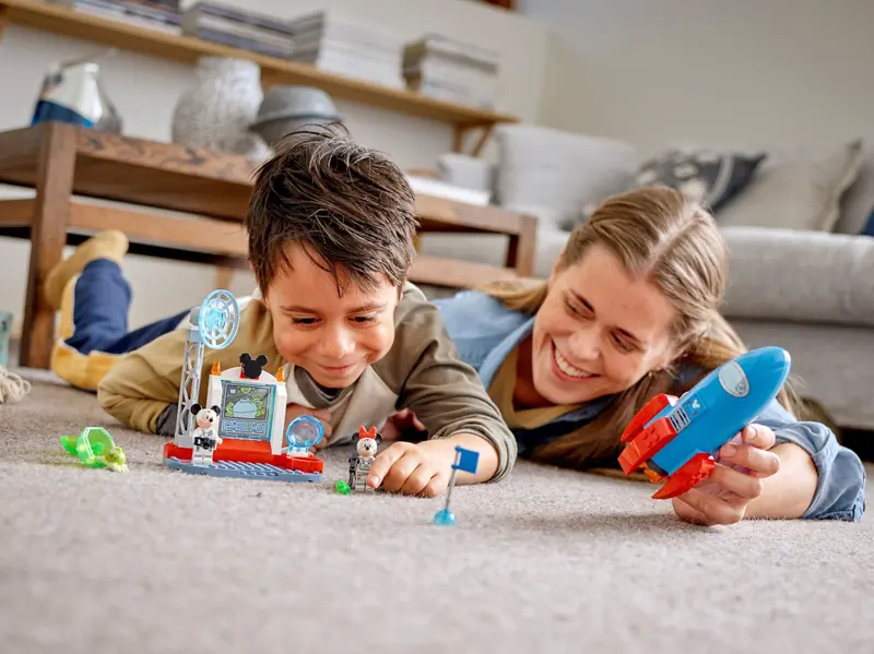 LEGO 10774 Kosmiczna rakieta Myszki Miki i Minnie zdjęcie 7