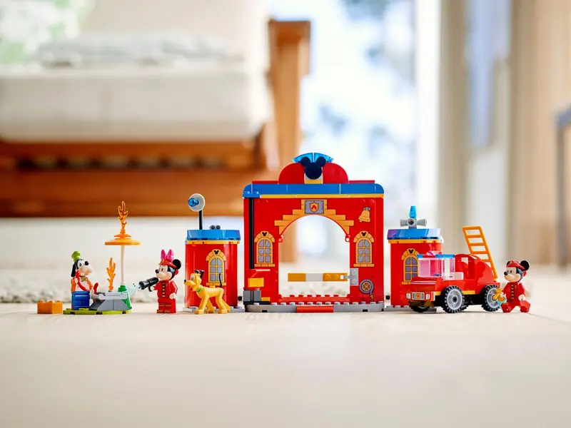 LEGO 10776 Remiza i wóz strażacki Myszki Miki i przyjaciół zdjęcie 10