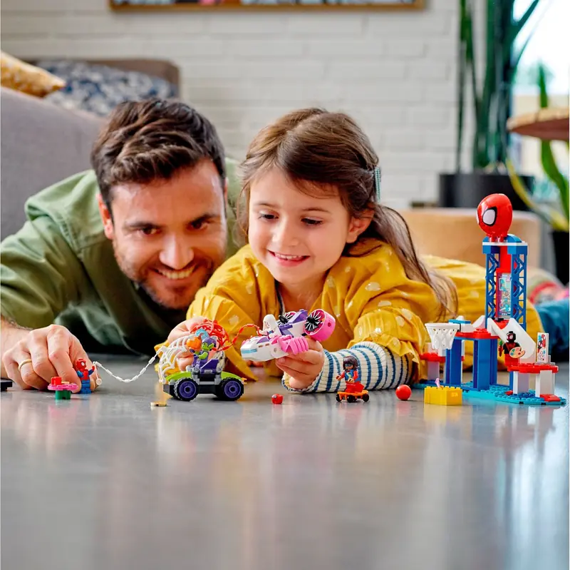 LEGO 10784 Relaks w kryjówce Spider-Mana zdjęcie 11