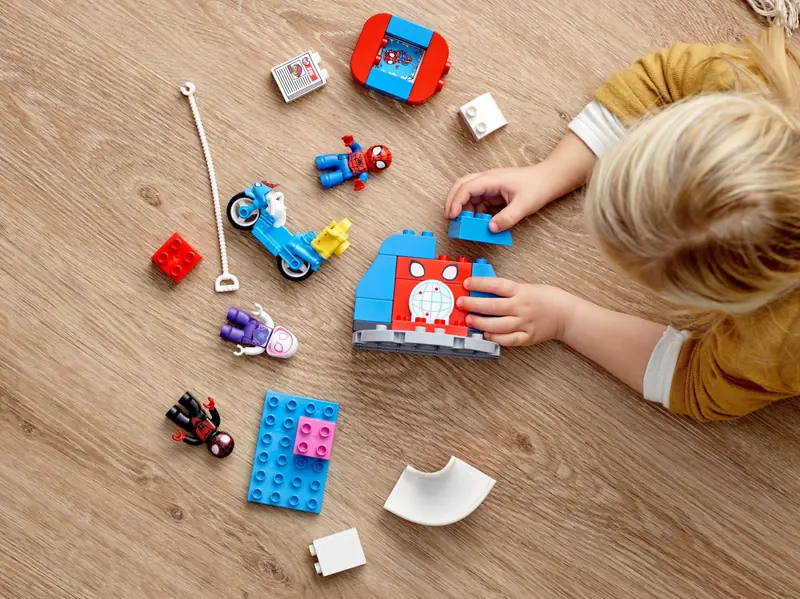 LEGO 10940 Kwatera główna Spider-Mana zdjęcie 11