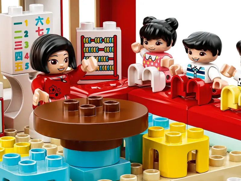 LEGO 10943 Szczęśliwe chwile z dzieciństwa zdjęcie 14