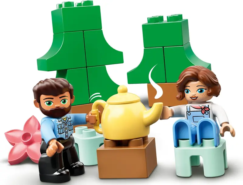 LEGO 10946 Rodzinne biwakowanie zdjęcie 4