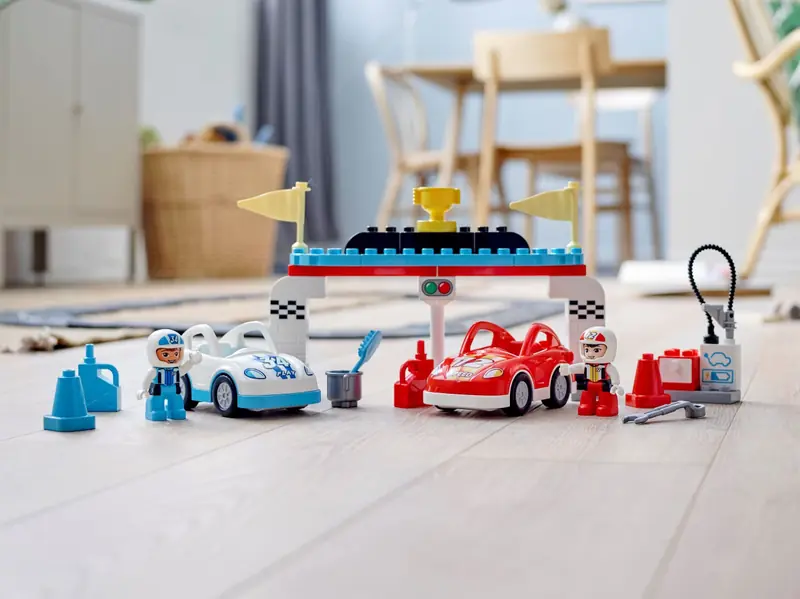 LEGO 10947 Samochody wyścigowe zdjęcie 14