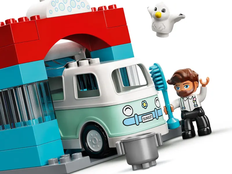 LEGO 10948 Parking piętrowy i myjnia samochodowa zdjęcie 16