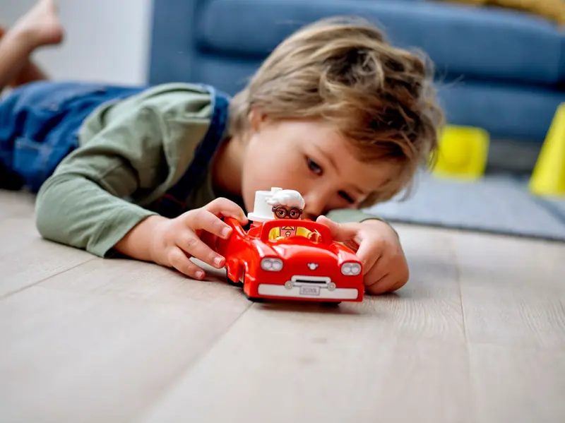 LEGO 10948 Parking piętrowy i myjnia samochodowa zdjęcie 14