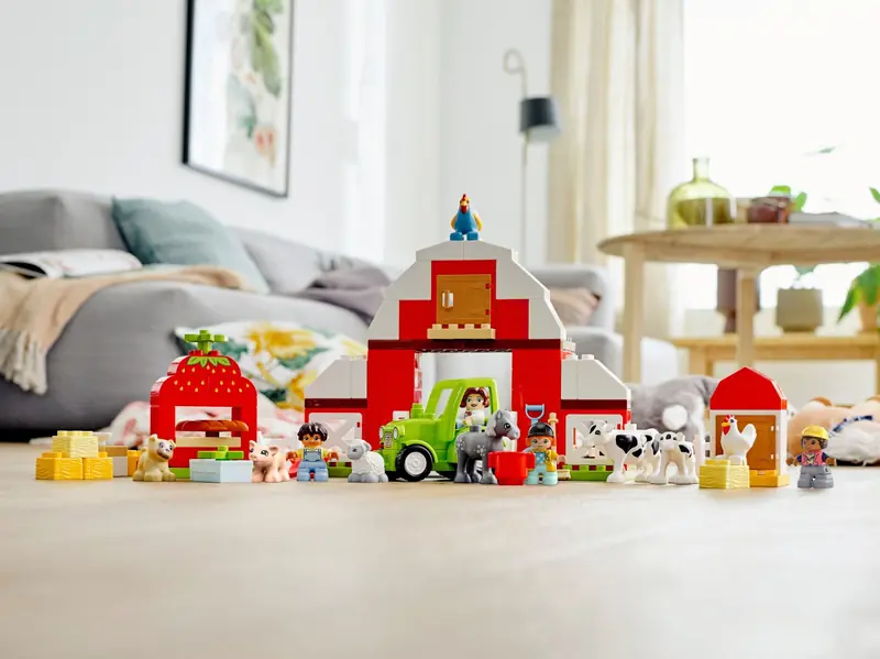 LEGO 10952 Stodoła, traktor i zwierzęta gospodarskie zdjęcie 13