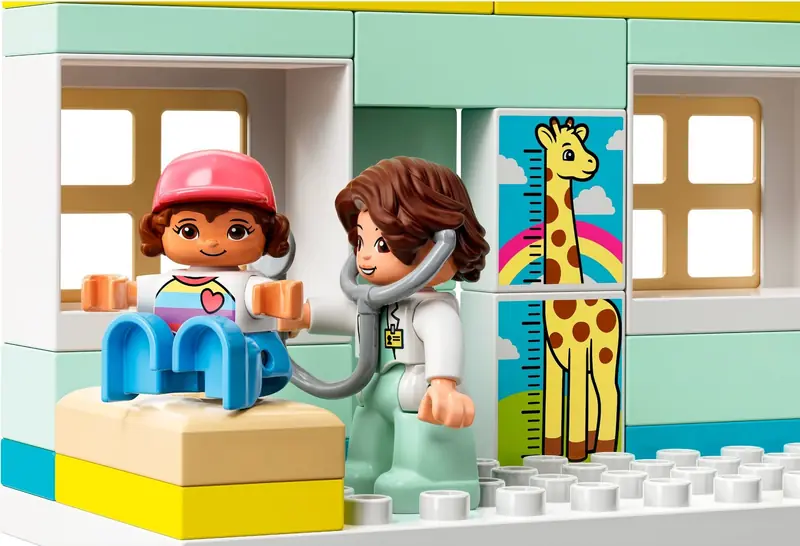 LEGO 10968 Wizyta u lekarza zdjęcie 8
