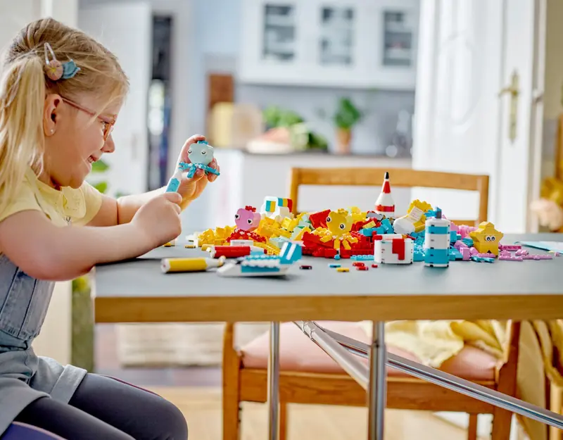 LEGO 11032 Kreatywna zabawa kolorami zdjęcie 8