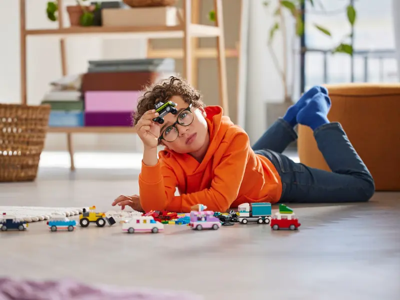 LEGO 11036 Kreatywne pojazdy zdjęcie 4