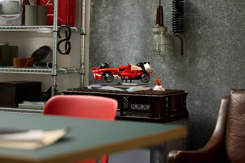 LEGO 11375 Ferrari F2004 i Michael Schumacher zdjęcie 18
