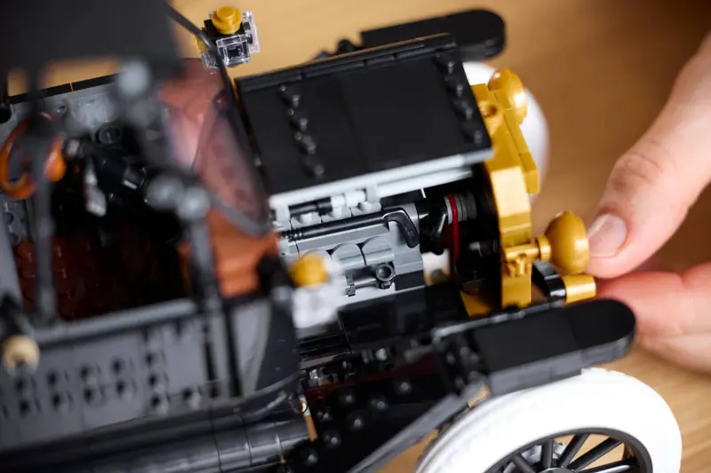 LEGO 11376 Ford Model T zdjęcie 5