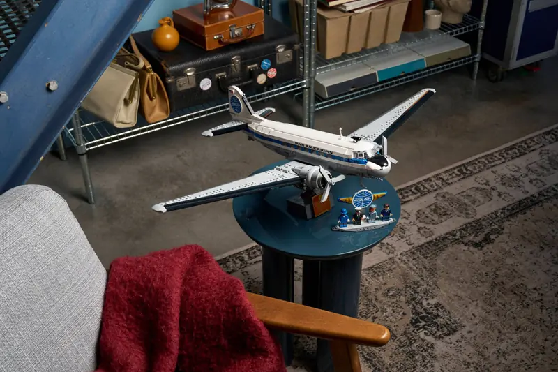 LEGO 11378 Samolot pasażerski Douglas DC-3 PAN AM zdjęcie 12