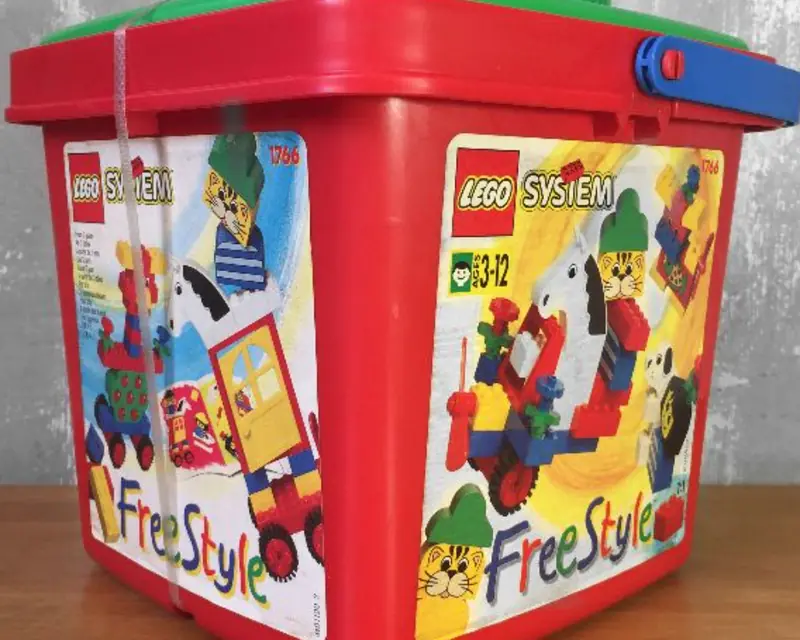 LEGO 1766 Small Freestyle Bucket