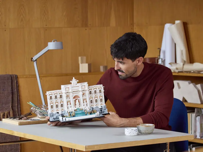 LEGO 21062 Fontanna di Trevi zdjęcie 7