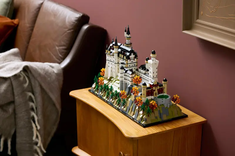 LEGO 21063 Zamek Neuschwanstein zdjęcie 15