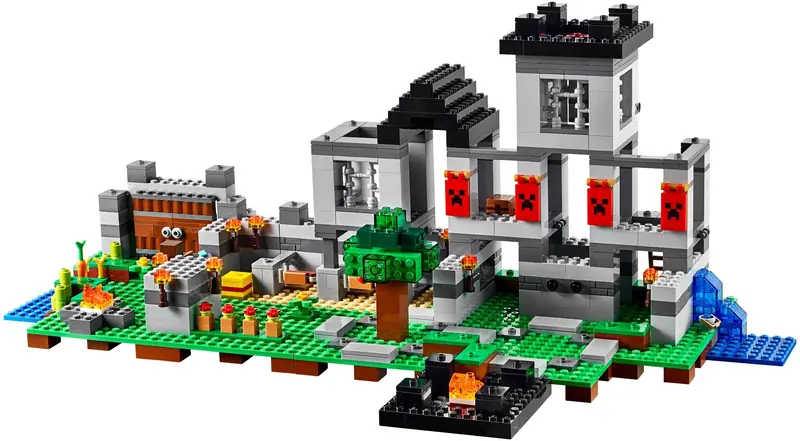 LEGO 21127 Forteca zdjęcie 11