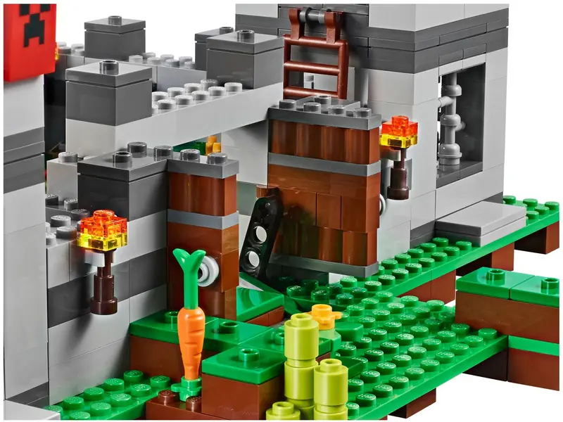 LEGO 21127 Forteca zdjęcie 12
