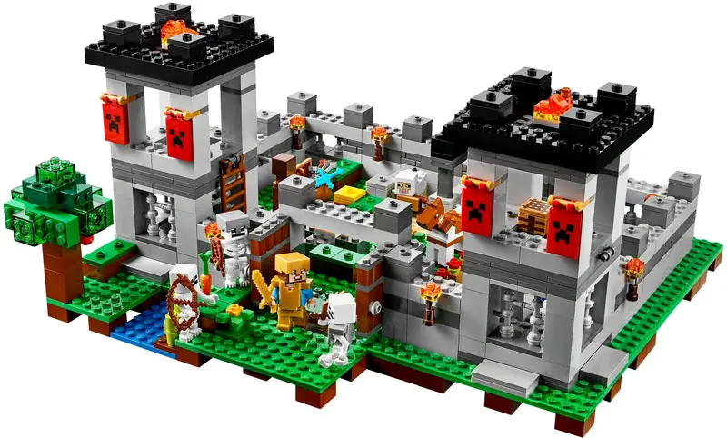 LEGO 21127 Forteca zdjęcie 9