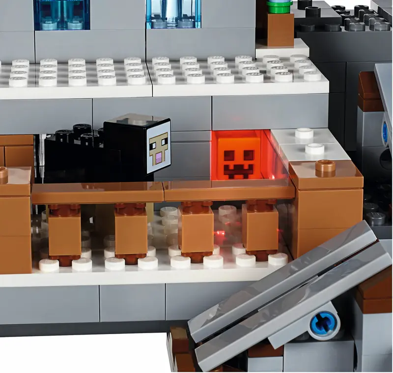 LEGO 21137 Górska jaskinia zdjęcie 27